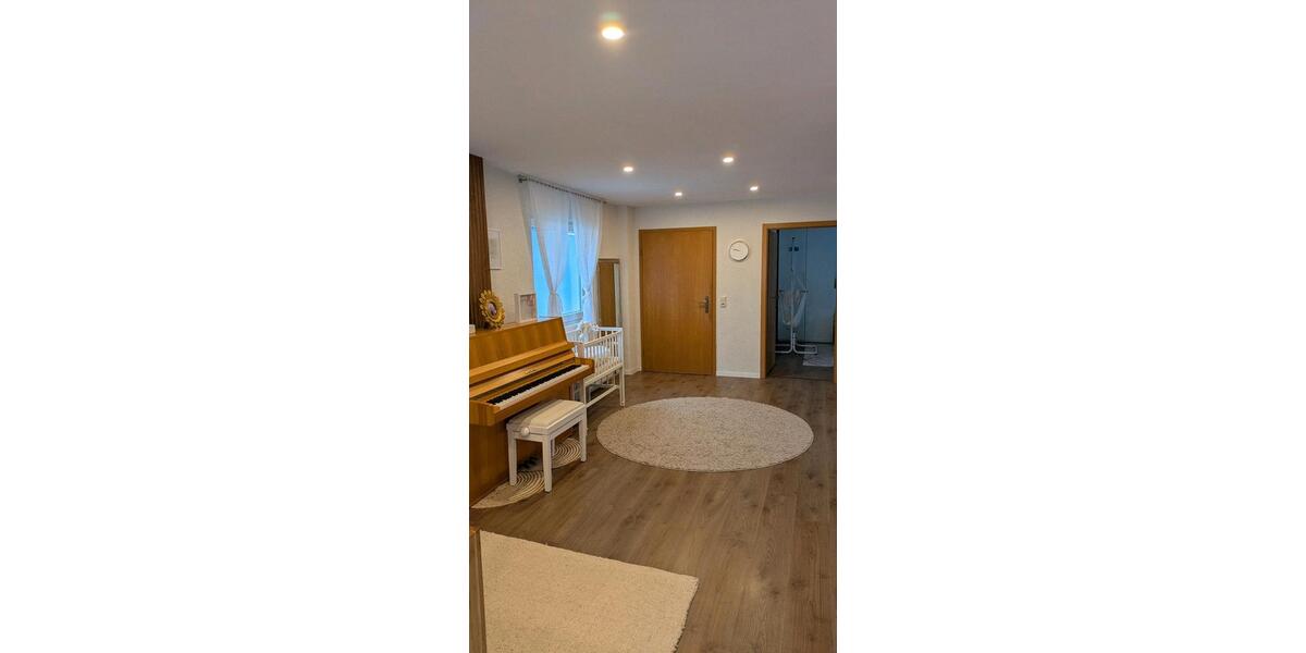 Etagenwohnung Lüdenscheid Staberg - 2.5 Zimmer, 68 m&sup2;, 125.000&euro; | Angebot:26789613