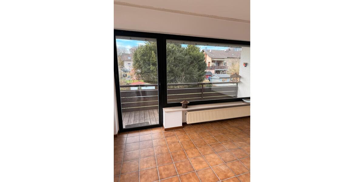 Etagenwohnung Lindlar - 3 Zimmer, 97 m&sup2;, 850&euro; | Angebot:24983734