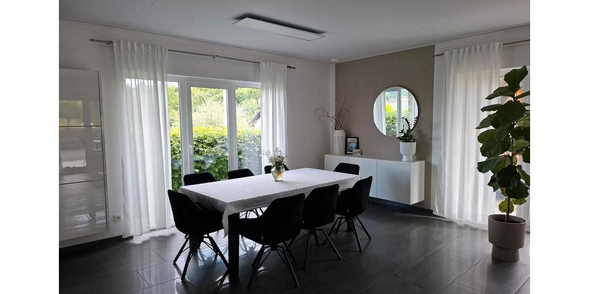 Bungalow Gummersbach Hepel - 5 Zimmer, 165 m&sup2;, 670.000&euro; | Angebot:27263078