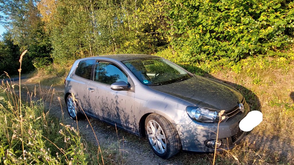VW Golf 153.000 km 5.500 &euro; Bergneustadt 51702
