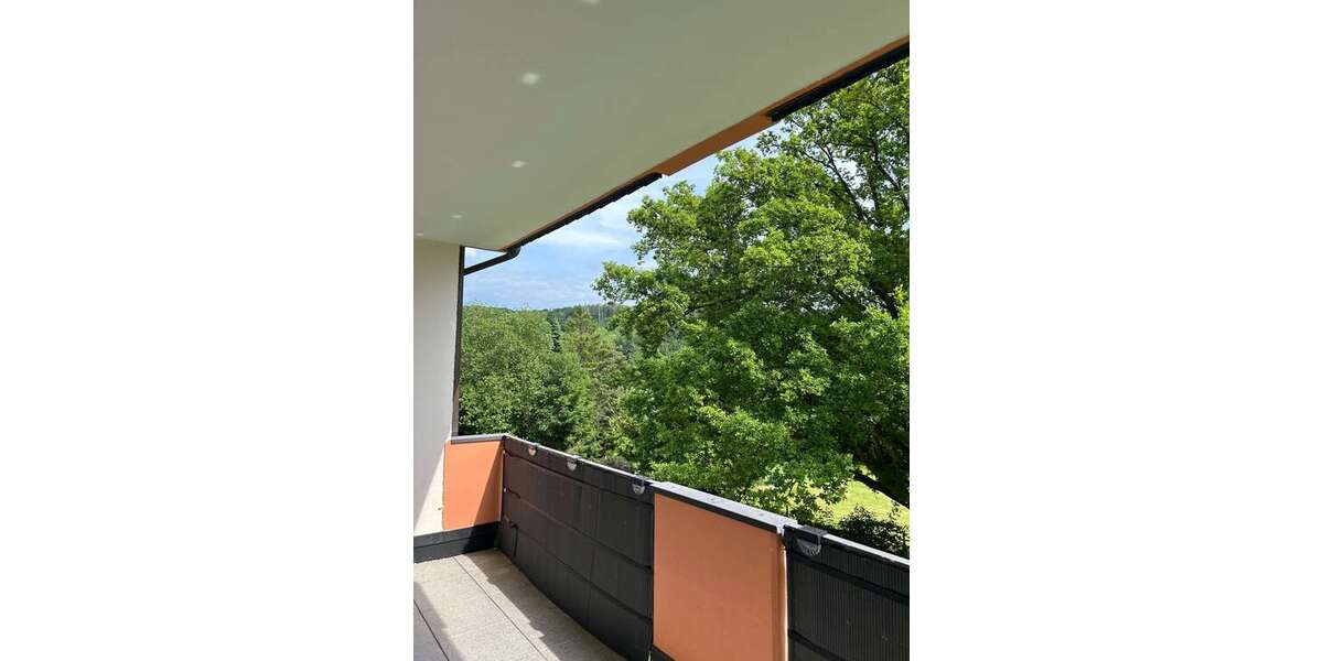 Etagenwohnung Gummersbach - 4 Zimmer, 98 m&sup2;, 1.125&euro; | Angebot:26909922