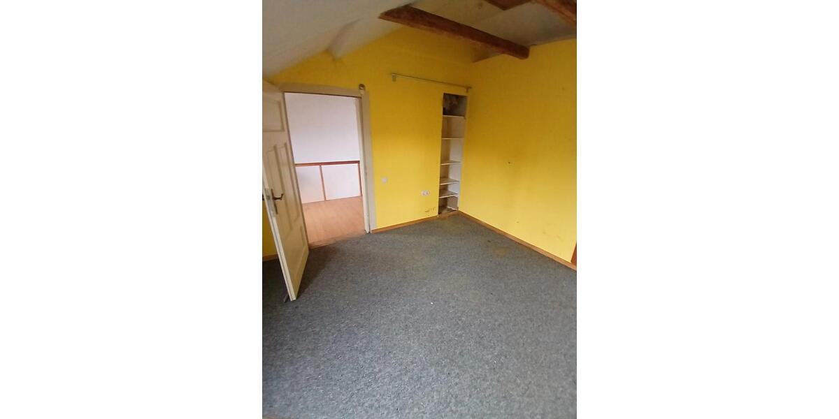 Einfamilienhaus Meinerzhagen - 6 Zimmer, 100 m&sup2;, 119.000&euro; | Angebot:26033622