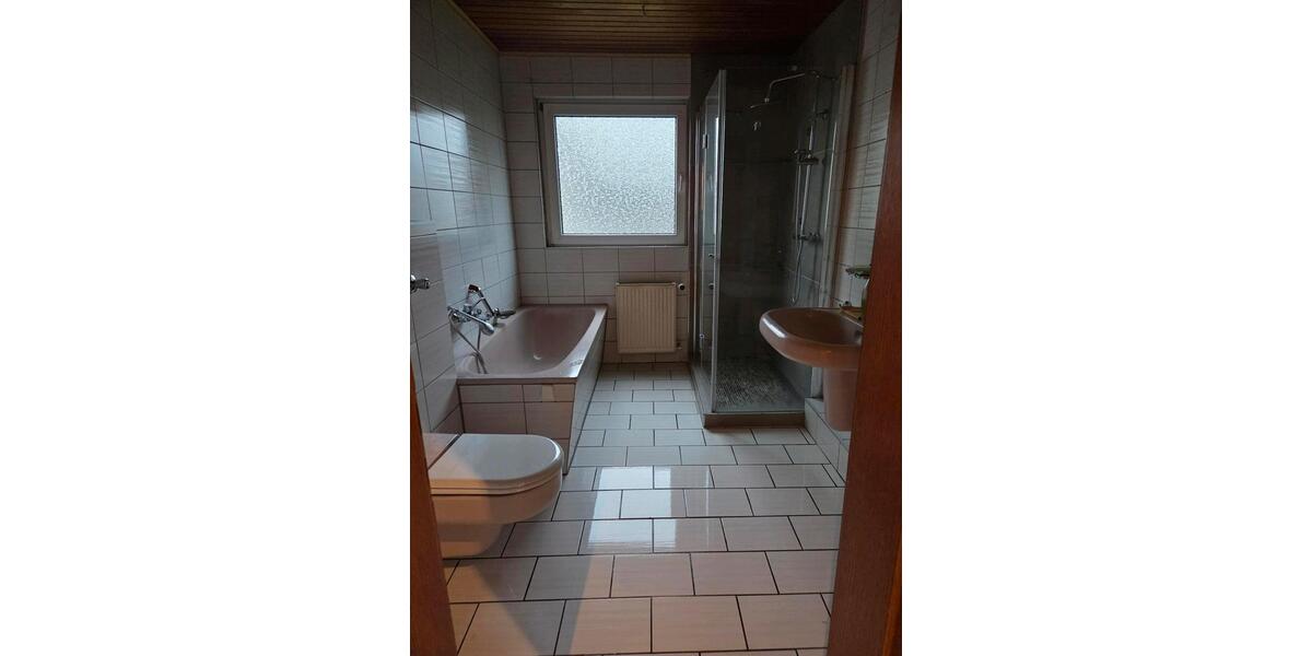 Etagenwohnung Gevelsberg - 3 Zimmer, 83 m&sup2;, 900&euro; | Angebot:25148831