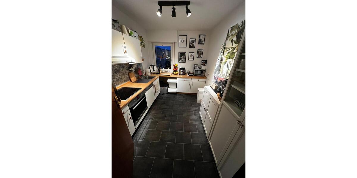 Dachgeschoßwohnung Hemer - 3 Zimmer, 110 m&sup2;, 950&euro; | Angebot:25397374