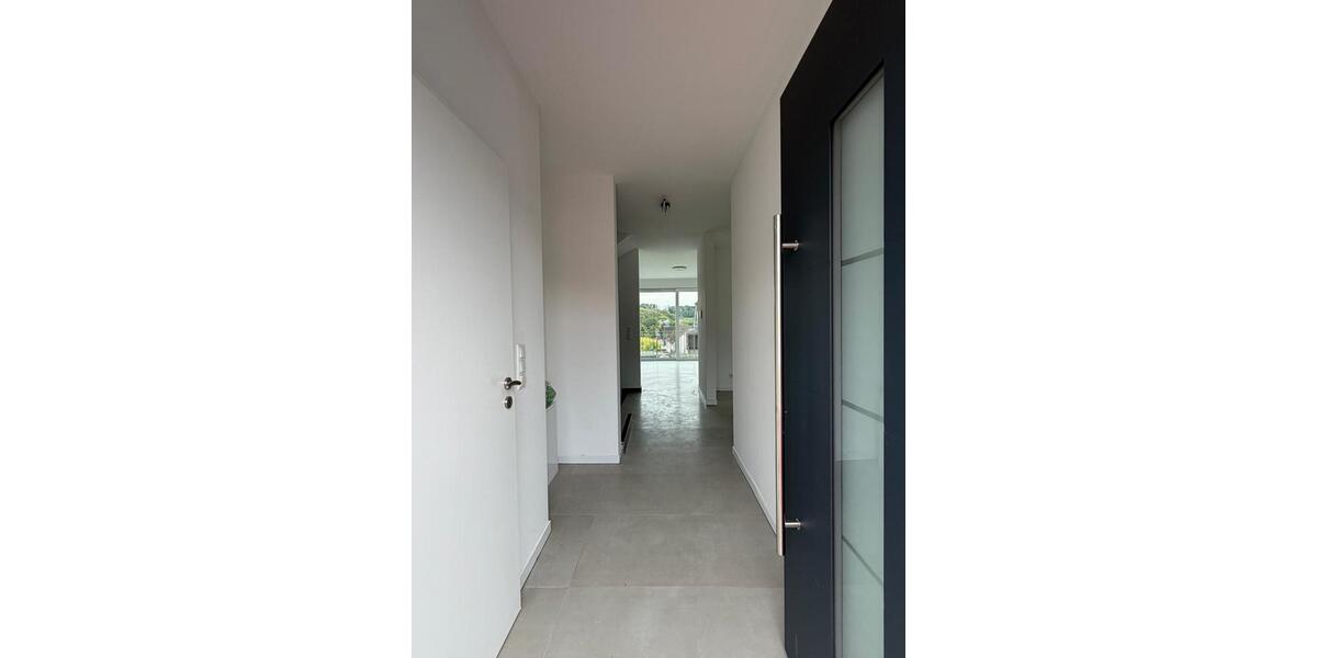 Doppelhaushälfte Gummersbach - 5 Zimmer, 133 m&sup2;, 1.800&euro; | Angebot:27615064