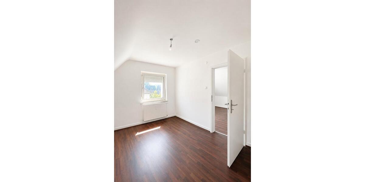 Dachgeschoßwohnung Hagen Hagen-Mitte - 2 Zimmer, 35 m&sup2;, 330&euro; | Angebot:26690796