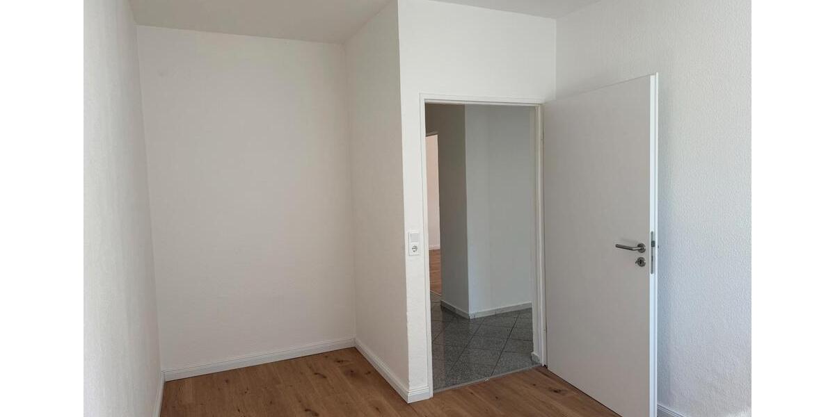 Erdgeschoßwohnung Altena - 4 Zimmer, 106 m&sup2;, 690&euro; | Angebot:25994255