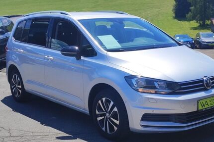 VW Touran 88.775 km 21.995 &euro; Halver 58553