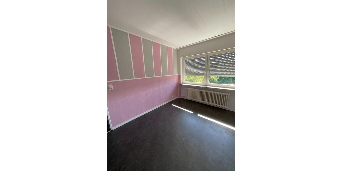 Etagenwohnung Hagen Hohenlimburg - 3 Zimmer, 79 m&sup2;, 350&euro; | Angebot:21871568
