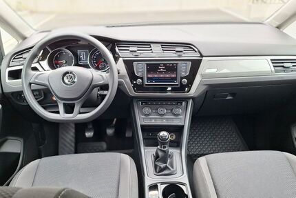 VW Touran 115.000 km 15.999 &euro; Sundern 59846