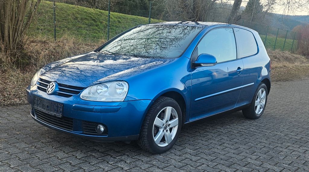 VW Golf 170.460 km 2.900 &euro; Finnentrop 57413