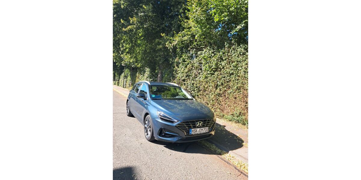 Hyundai i30 42.500 km 18.500 &euro; Stockum 59846