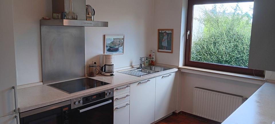 Einfamilienhaus Gummersbach - 6 Zimmer, 150 m&sup2;, 1.900&euro; | Angebot:24750886