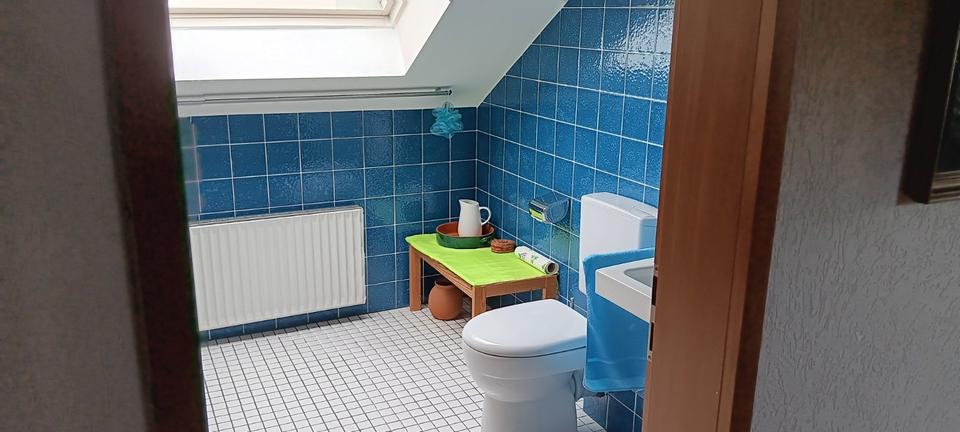 Einfamilienhaus Gummersbach - 6 Zimmer, 150 m&sup2;, 1.900&euro; | Angebot:24750886