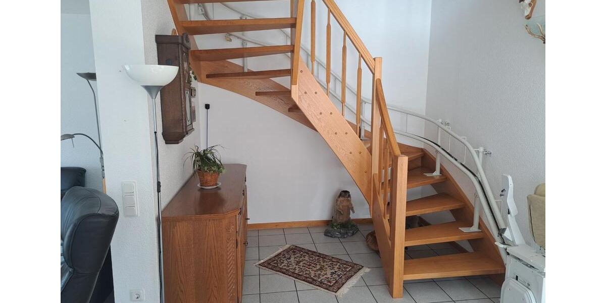 Etagenwohnung Lindlar - 3 Zimmer, 130 m&sup2;, 1.300&euro; | Angebot:26351696