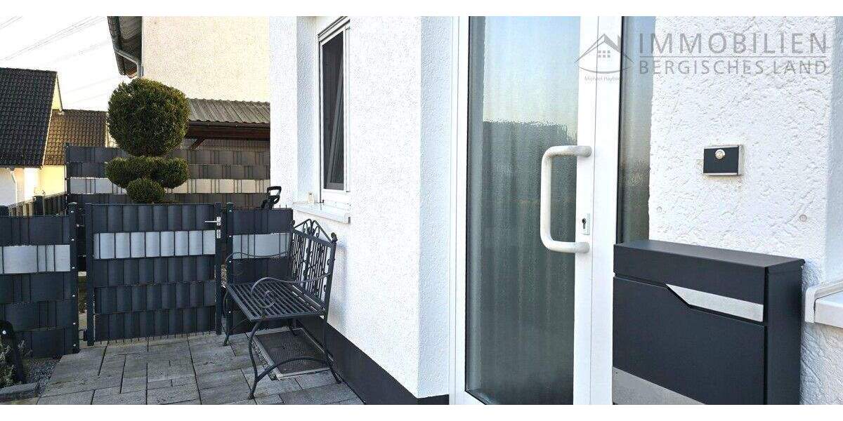 Doppelhaushälfte Hückeswagen Wiehagen - 5 Zimmer, 120 m&sup2;, 425.000&euro; | Angebot:25800230