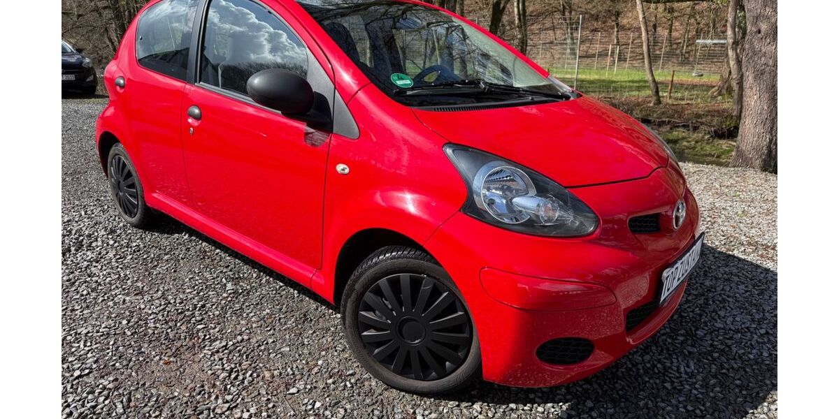 Toyota Aygo (X) 60.000 km 3.999 &euro; lüdenscheid 58515