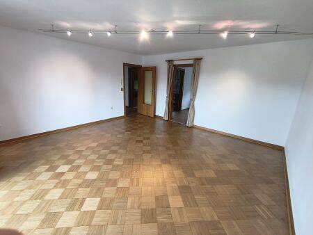 Etagenwohnung Lüdenscheid Othlinghausen - 3 Zimmer, 70 m&sup2;, 490&euro; | Angebot:26893567