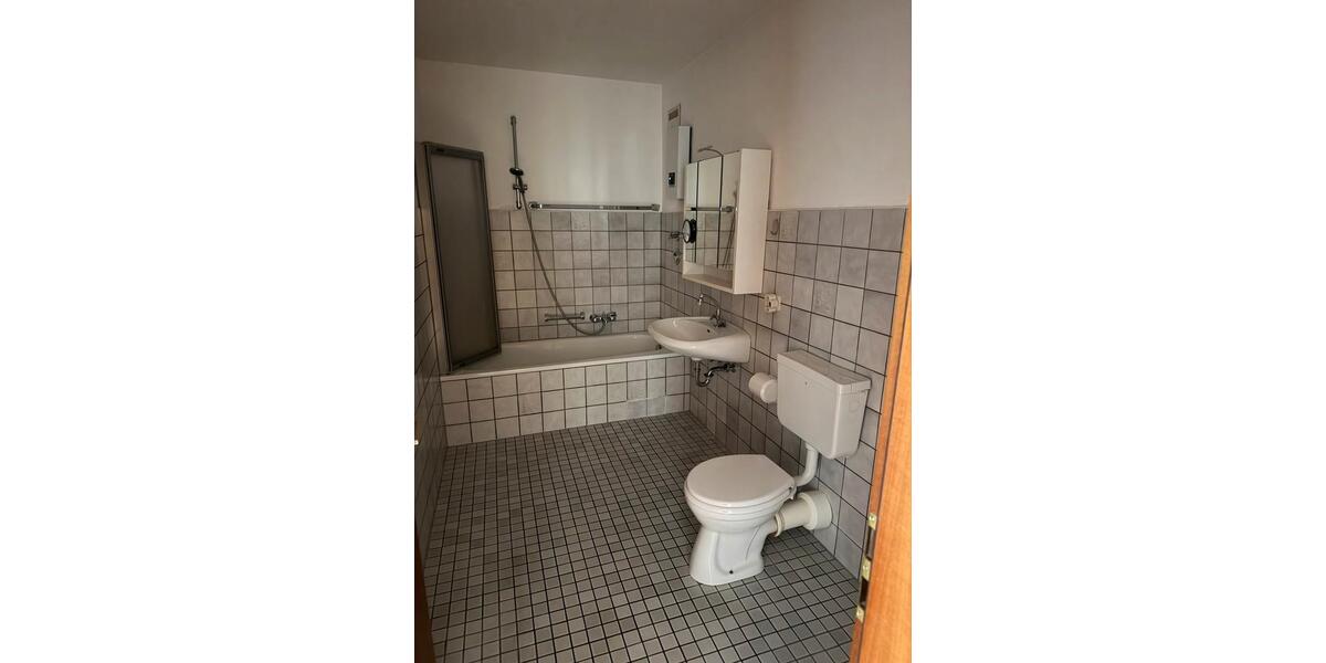Etagenwohnung Altena - 3 Zimmer, 70 m&sup2;, 347&euro; | Angebot:25988652