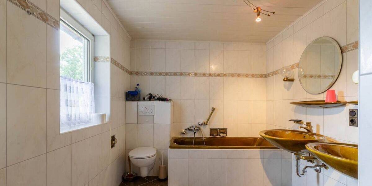 Einfamilienhaus Sundern-Meinkenbracht Meinkenbracht - 1 Zimmer, 344 m&sup2;, 360.000&euro; | Angebot:25744699