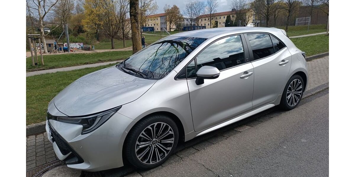 Toyota Corolla 34.000 km 22.990 &euro; Hagen 58093