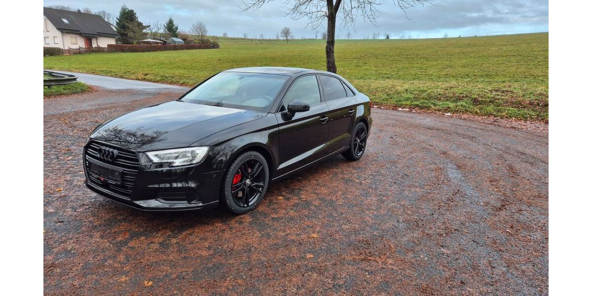 Audi A3 95.000 km 19.800 &euro; Gummersbah 51643