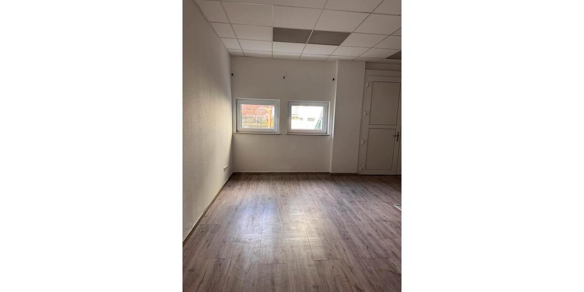 Etagenwohnung Gummersbach Berstig Süd - 3 Zimmer, 90 m&sup2;, 1.050&euro; | Angebot:26606866