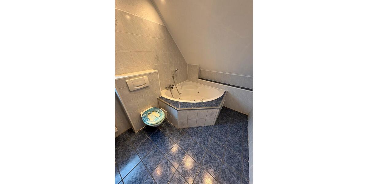 Einfamilienhaus Balve - 4 Zimmer, 120 m&sup2;, 320.000&euro; | Angebot:26537687
