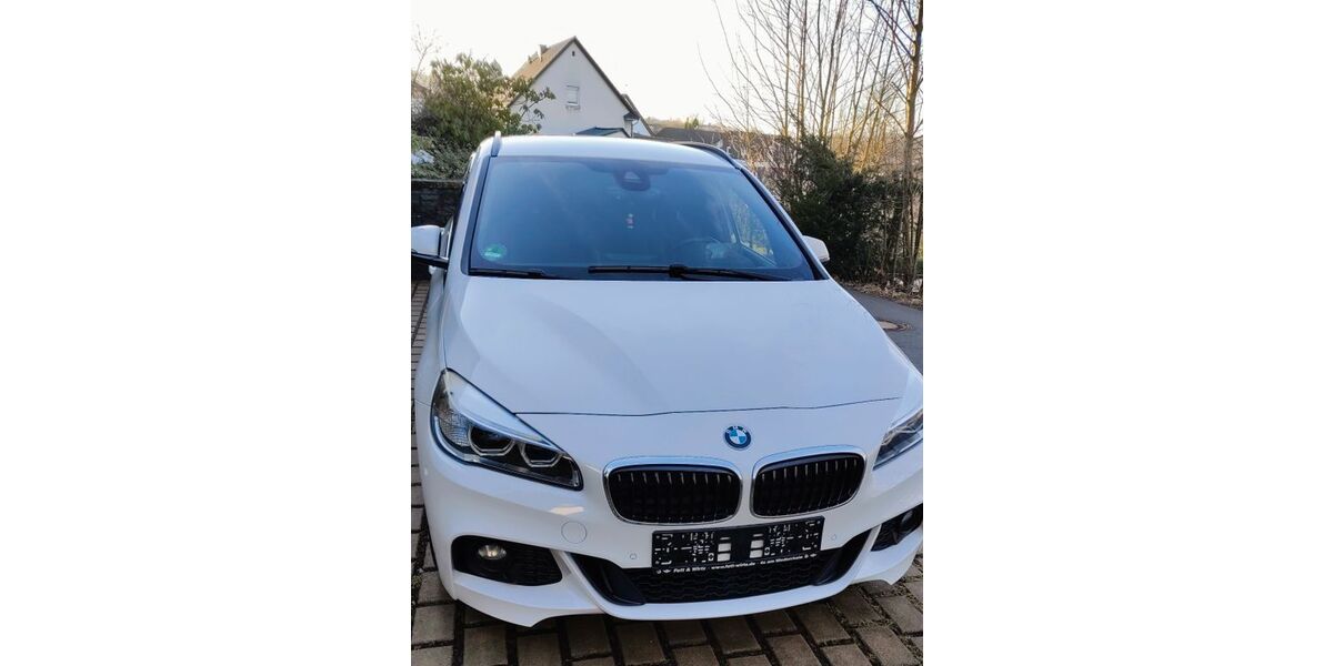 BMW 218 Active Tourer 103.000 km 12.995 &euro; Meinerzhagen 58540
