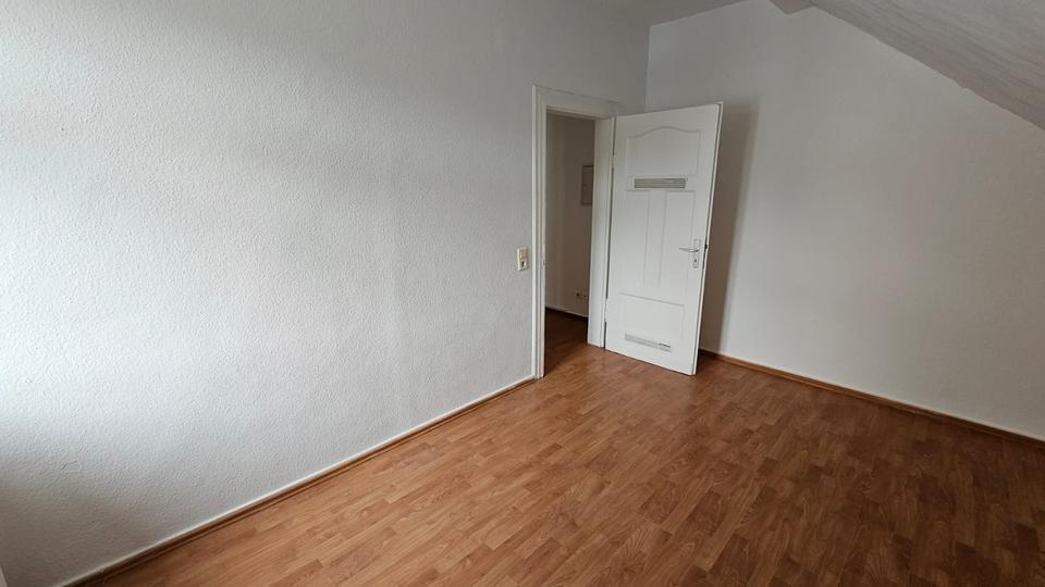 Etagenwohnung Lüdenscheid Brügge - 4 Zimmer, 90 m&sup2;, 850&euro; | Angebot:26699806