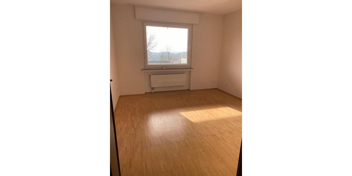 Etagenwohnung Lüdenscheid Othlinghausen - 3 Zimmer, 88 m&sup2;, 960&euro; | Angebot:26669647
