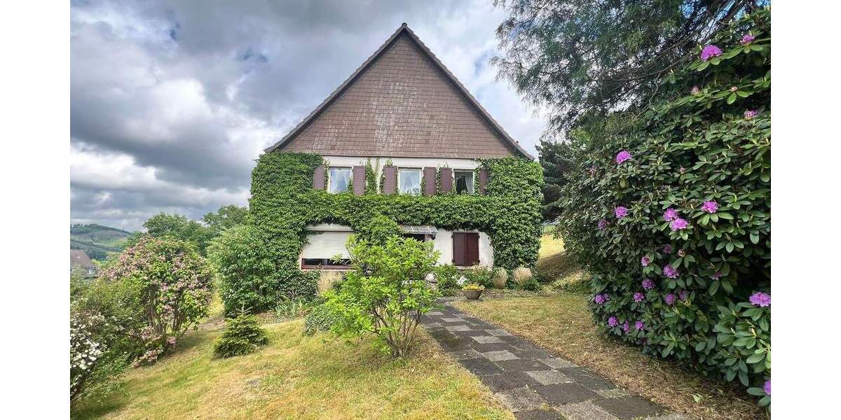 Bauernhaus, Landhaus Plettenberg - 9 Zimmer, 226 m&sup2;, 349.900&euro; | Angebot:25737270