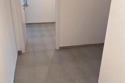 Wohnung Bergneustadt - 2 Zimmer, 70 m&sup2;, 750&euro; | Angebot:26378943