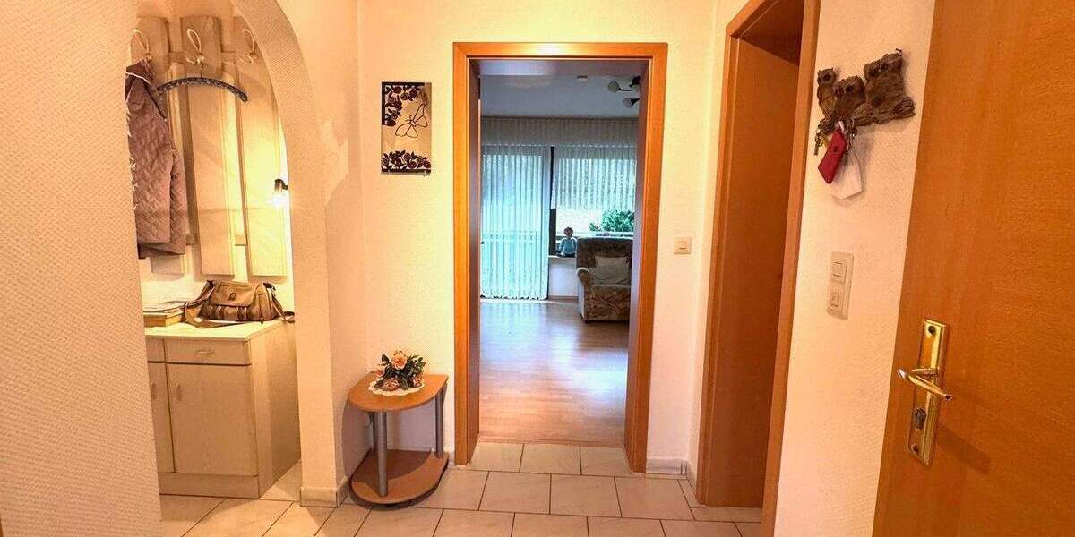 Etagenwohnung Lüdenscheid Gevelndorf - 3 Zimmer, 66 m&sup2;, 113.000&euro; | Angebot:25745559