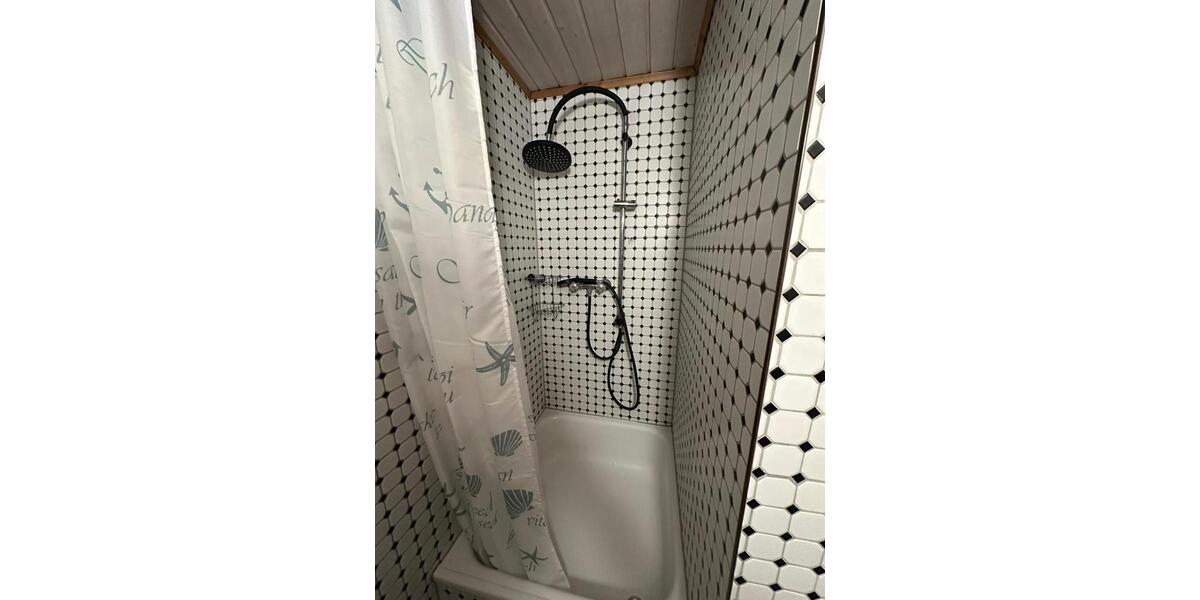 Dachgeschoßwohnung Gummersbach Berstig Süd - 3 Zimmer, 80 m&sup2;, 760&euro; | Angebot:26441258