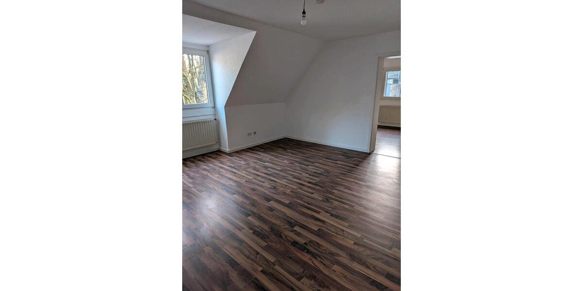 Dachgeschoßwohnung Hagen Hagen-Mitte - 2 Zimmer, 63 m&sup2;, 475&euro; | Angebot:26420318