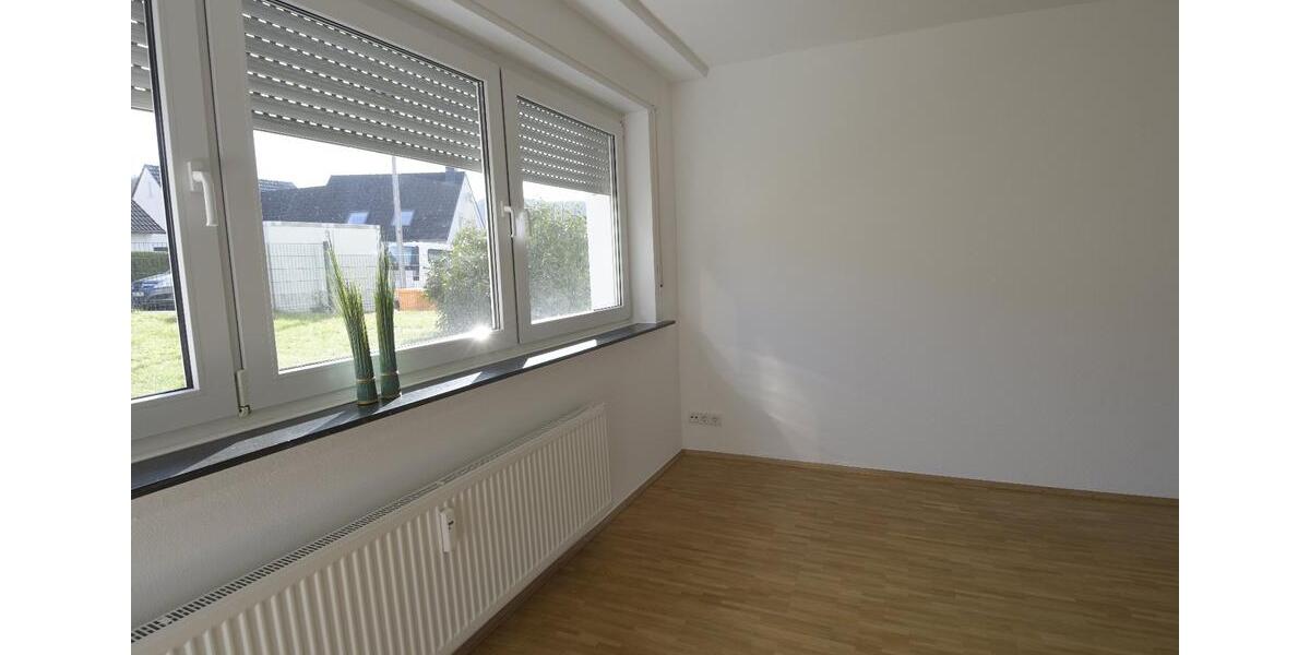 Erdgeschoßwohnung Iserlohn Grüne - 3 Zimmer, 80 m&sup2;, 595&euro; | Angebot:25947668