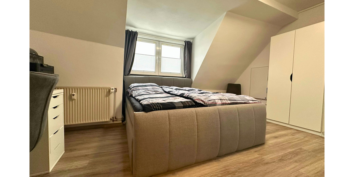 Doppelhaushälfte Balve Mellen - 7 Zimmer, 270 m&sup2;, 285.000&euro; | Angebot:25703460