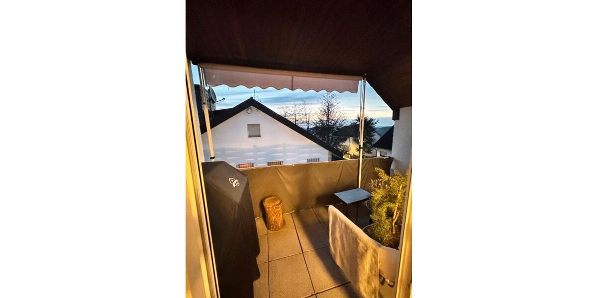 Dachgeschoßwohnung Lüdenscheid Augustenthal - 3 Zimmer, 104 m&sup2;, 800&euro; | Angebot:25157157