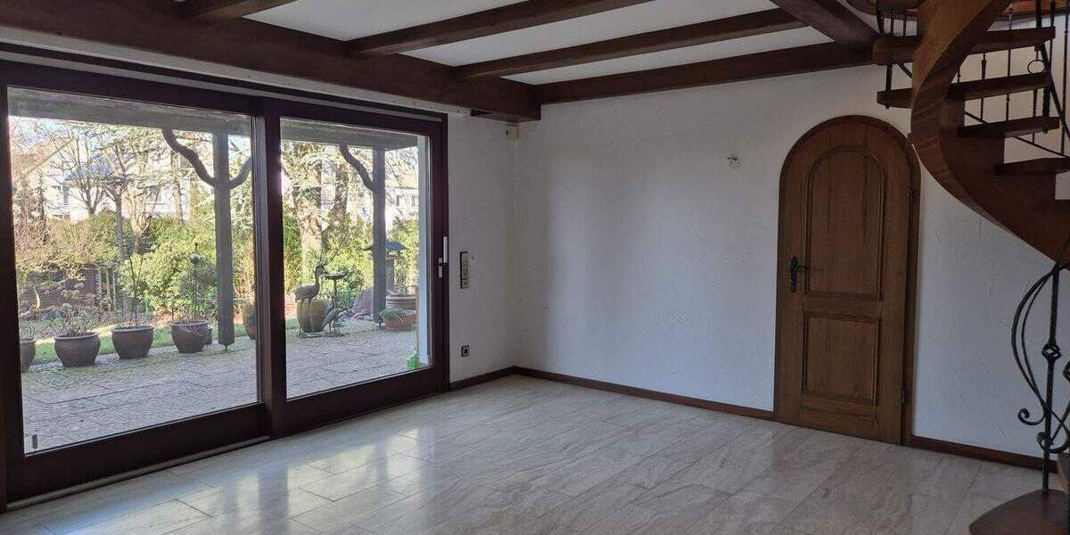 Mehrfamilienhaus, Wohnhaus Schwerte Villigst - 7 Zimmer, 299 m&sup2;, 550.000&euro; | Angebot:25667989