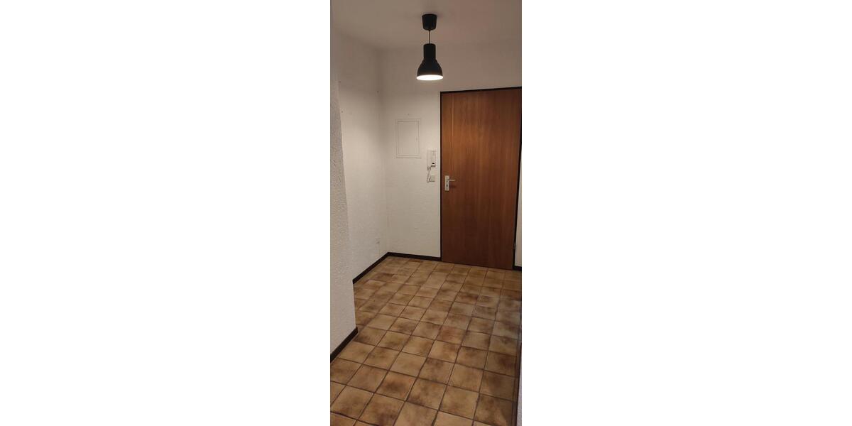 Erdgeschoßwohnung Hagen Hohenlimburg - 2 Zimmer, 64 m&sup2;, 550&euro; | Angebot:25965172