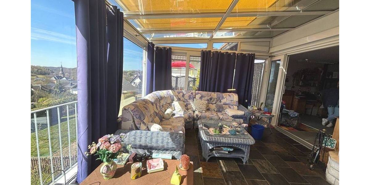 Einfamilienhaus Reichshof Eckenhagen - 7 Zimmer, 194 m&sup2;, 329.000&euro; | Angebot:25666272