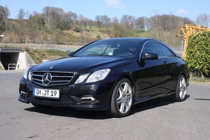 Mercedes-Benz E 250 95.000 km 13.950 &euro; engelskirchen 51766