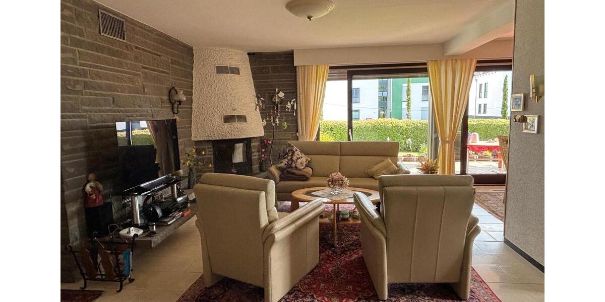 Einfamilienhaus Gummersbach - 6 Zimmer, 232 m&sup2;, 650.000&euro; | Angebot:26990488