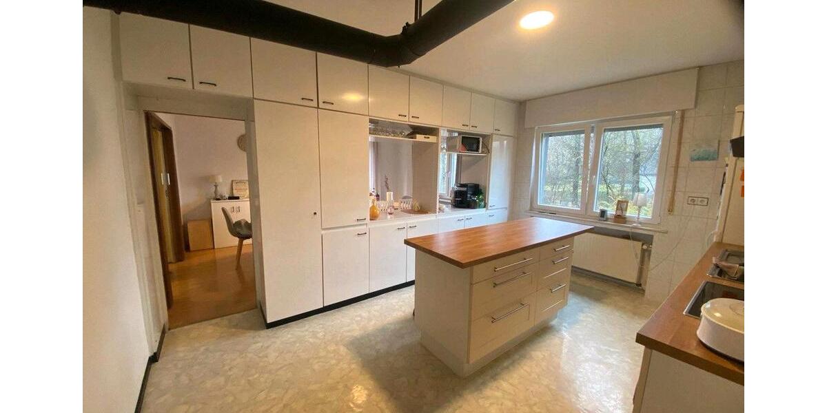 Einfamilienhaus Meinerzhagen - 5 Zimmer, 169 m&sup2;, 1.200&euro; | Angebot:26006010