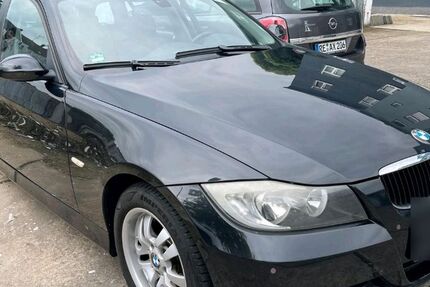BMW 318 223.000 km 1.990 &euro; Lüdenscheid 58507