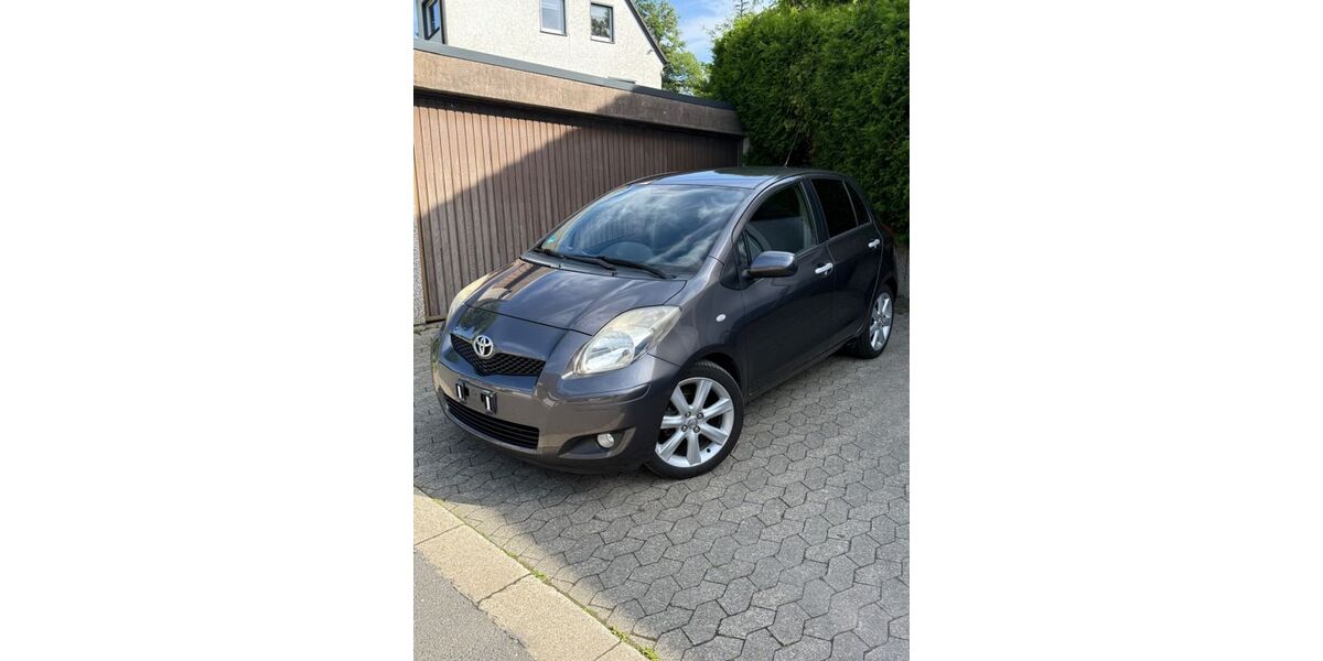 Toyota Yaris 79.600 km 6.250 &euro; Lüdenscheid 58509