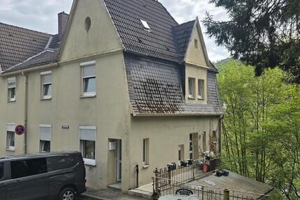 Haus Altena - 8 Zimmer, 190 m&sup2;, 170.000&euro; | Angebot:26589518