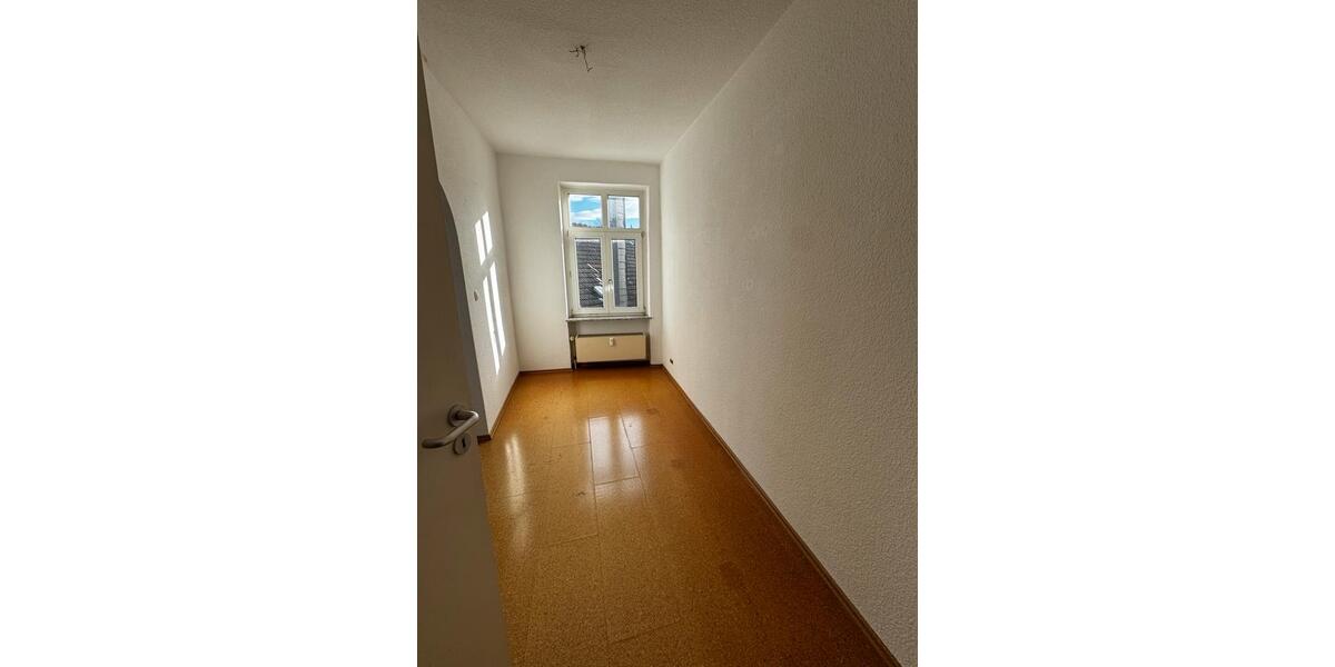 Dachgeschoßwohnung Lüdenscheid Staberg - 3 Zimmer, 96 m&sup2;, 750&euro; | Angebot:25234448