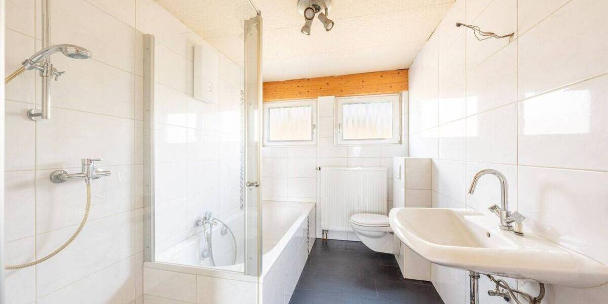 Bungalow Altena - 8 Zimmer, 122 m&sup2;, 199.000&euro; | Angebot:26065137